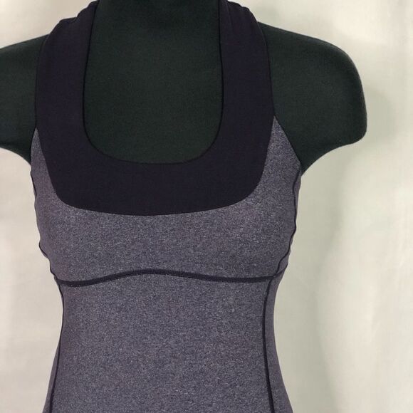 LuluLemon Scoop Neck Tank - Women’s 4 - Picture 7 of 8